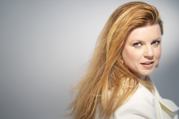 7.12.2025 19:00 <br> Home for Christmas | Simone Kopmajer + Steirische Volksmusiker – Bild 2